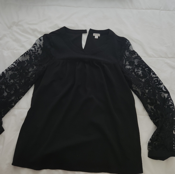 Black Blouse Size M - Picture 3 of 13